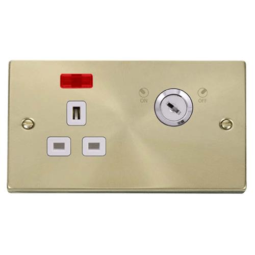 13A 1G DP LOCKABLE S