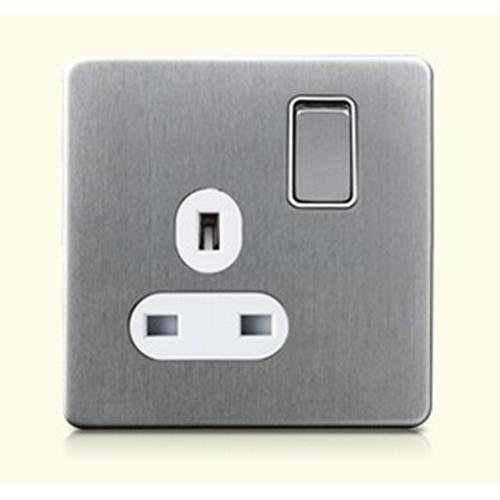 13A 1GANG SWITCHED SOCKET DOUBLE POLE WH