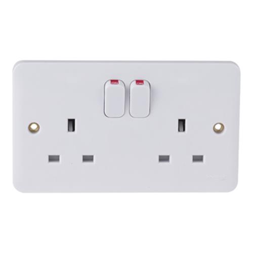 LISSE 13A SWITCHED DOUBLE SOCKET