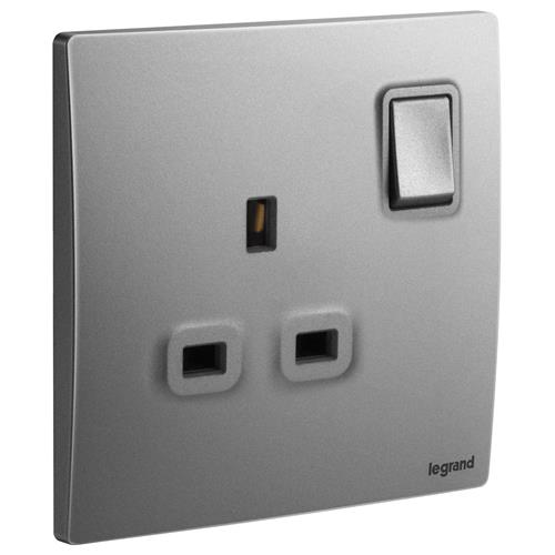 DS 1G  13A DP SWITCHED SOCKET
