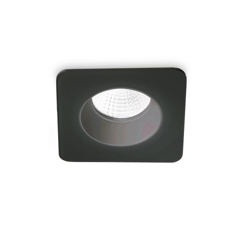 ROOM-65 FI SQUARE NE